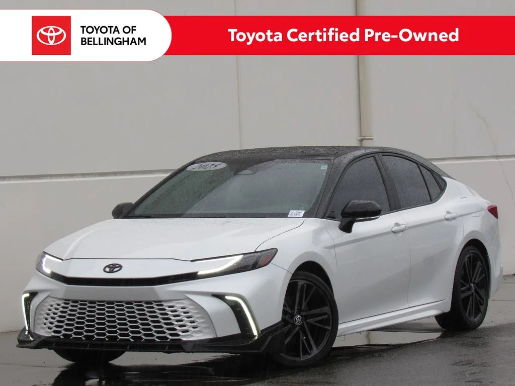 2025 Toyota Camry XSE AWD Hybrid's photo