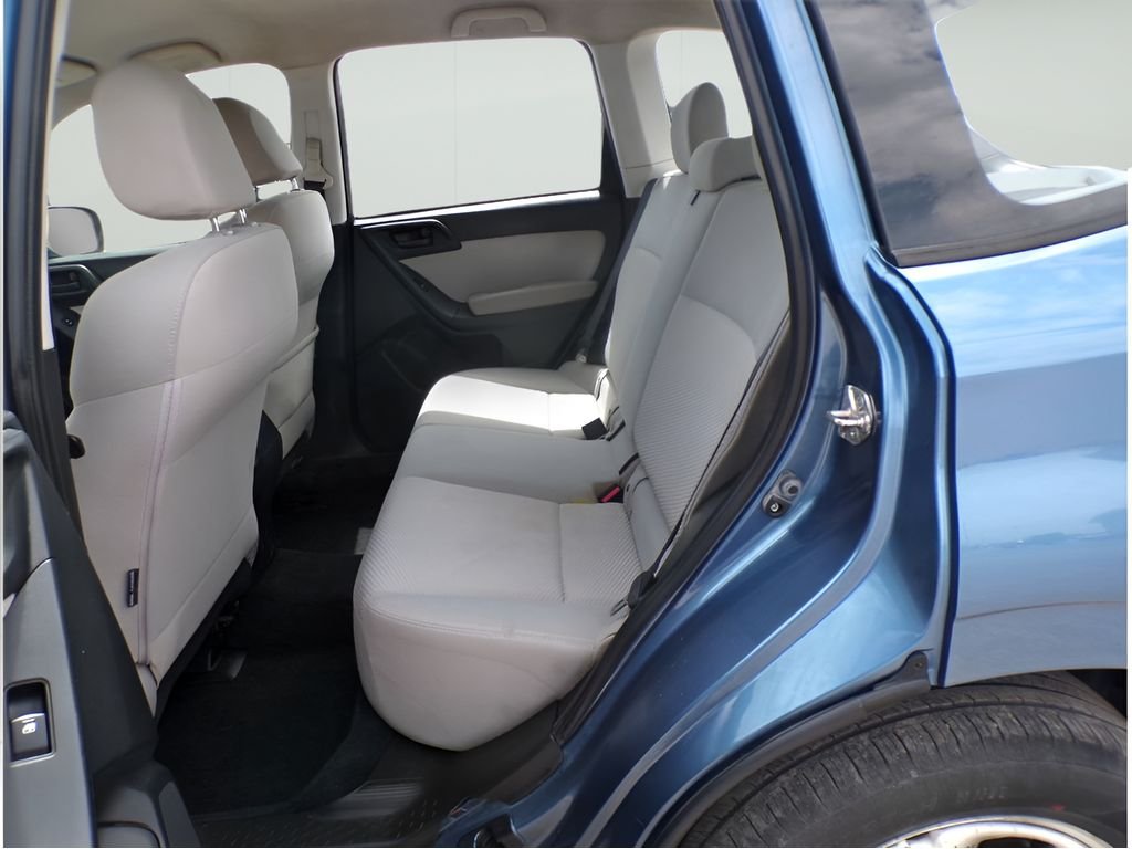 Used 2016 Quartz Blue Pearl Subaru 2.5i image 13