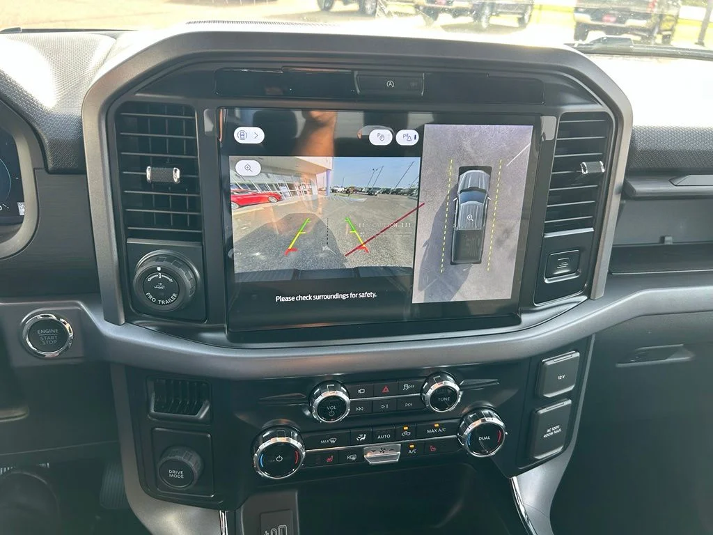 New 2026 Oxford White Ford XLT image 16