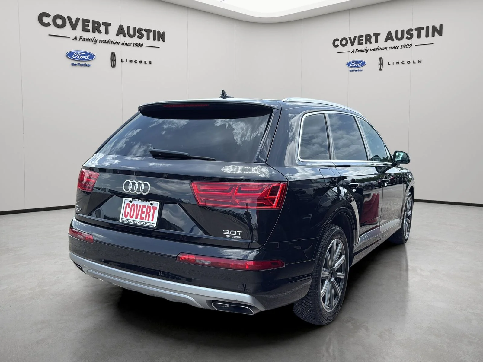 Used 2018 Black Audi 3.0T Premium image 6