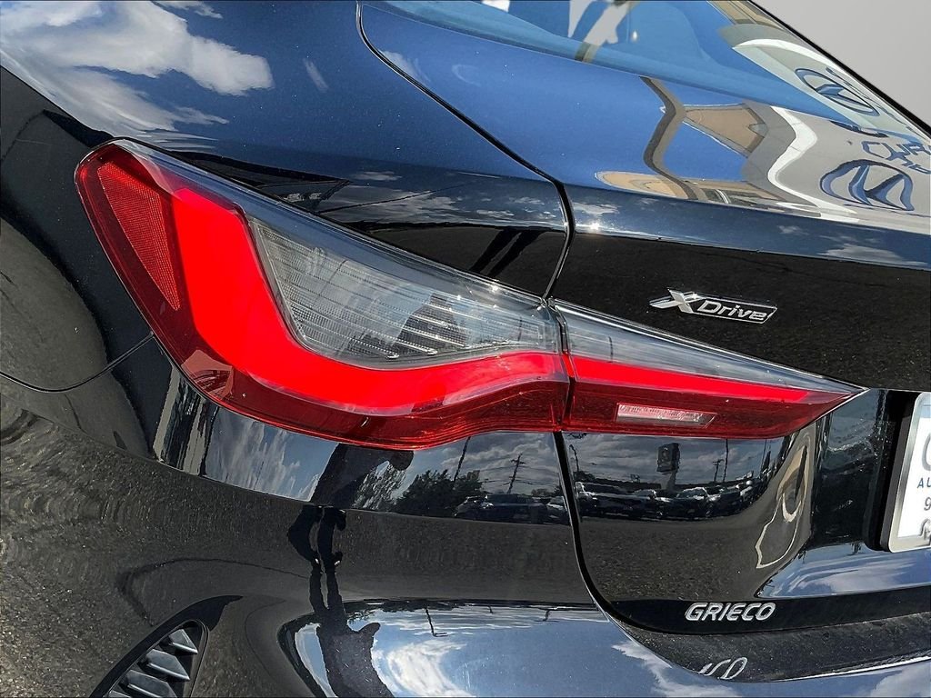 Used 2021 Black BMW 430i xDrive image 25