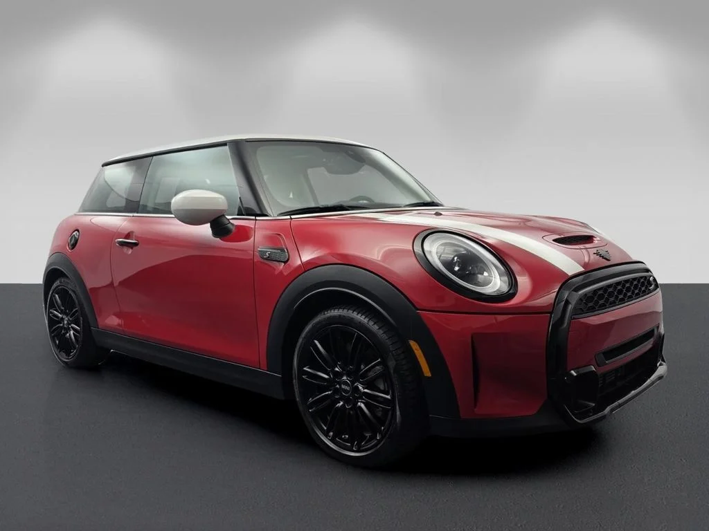 2024 MINI Hardtop Cooper S's photo