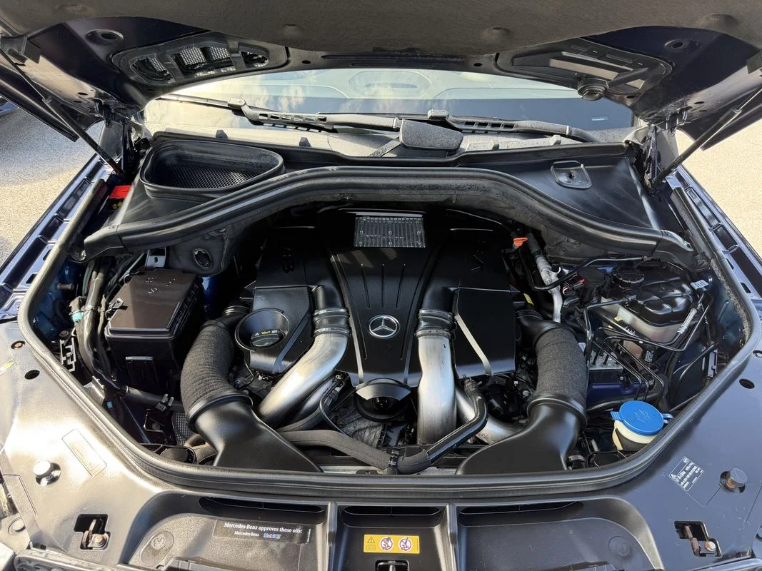 Used 2014  Mercedes-Benz 4MATIC® image 26