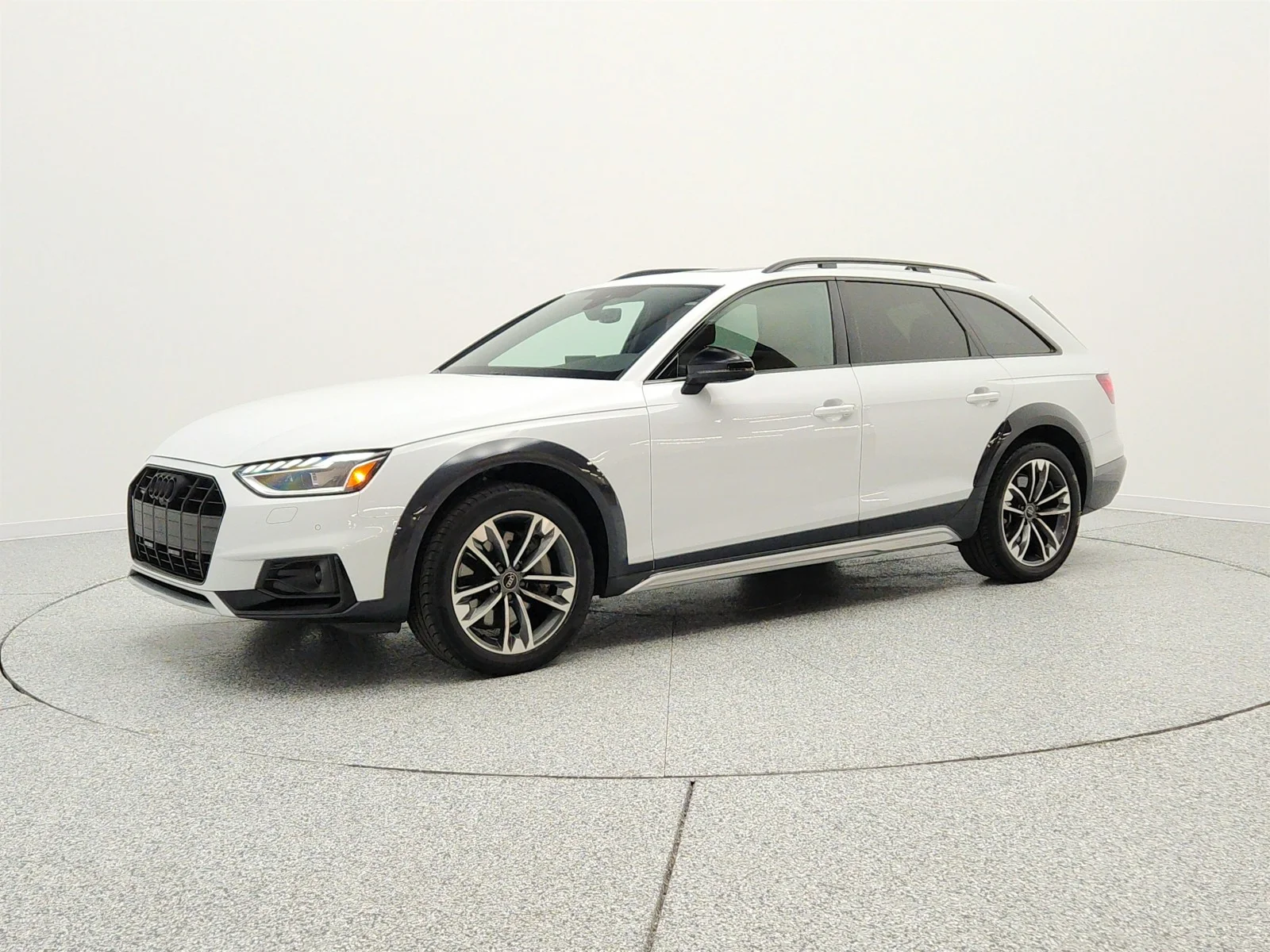 2024 Audi A4 allroad 45 Premium Plus quattro S tronic's photo