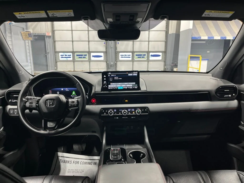 2025 Honda Pilot Black Edition - Photo 29