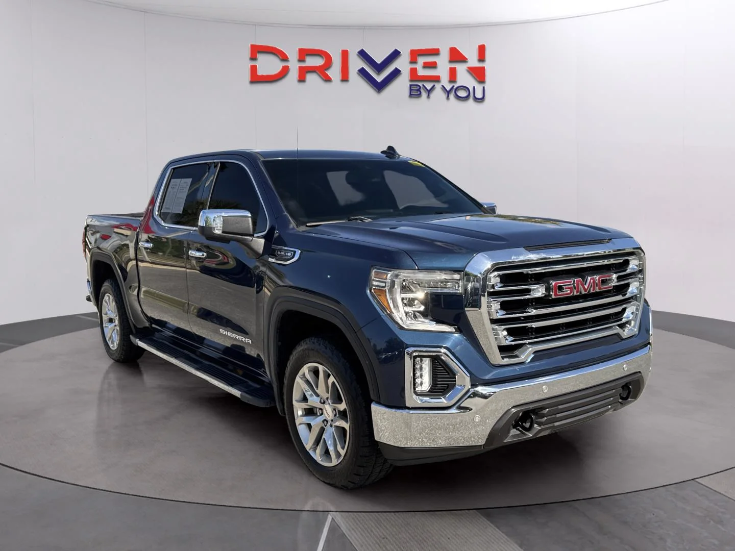 Used 2019 Pacific Blue Metallic GMC SLT image 9