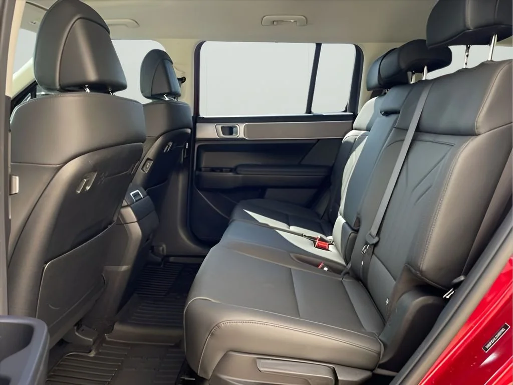 Used 2025 Ultimate Red Hyundai XRT image 15
