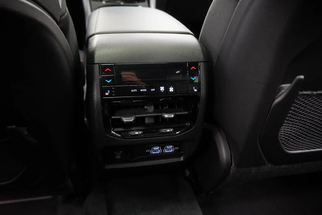 Certified Used 2025 Black Jeep Summit image 26