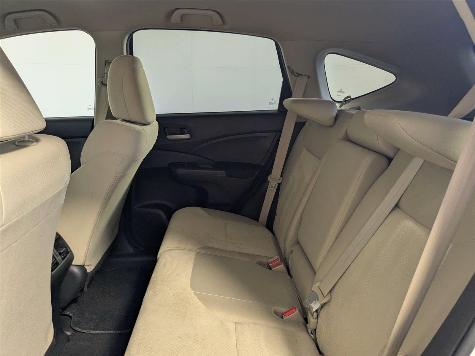 Used 2016 White Diamond Pearl Honda SE image 31