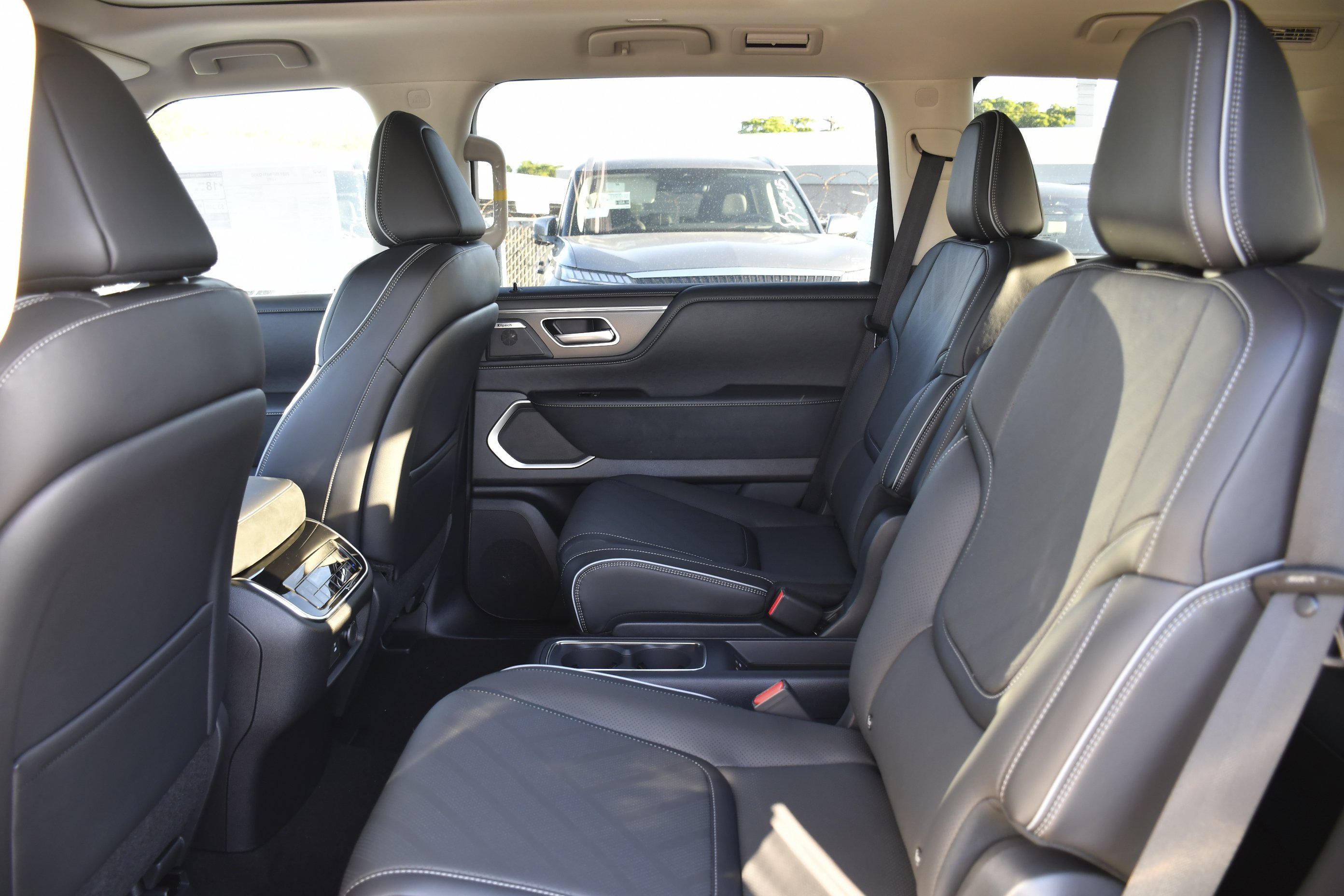 New 2027 DYNAMIC METAL INFINITI Luxe 2WD image 22
