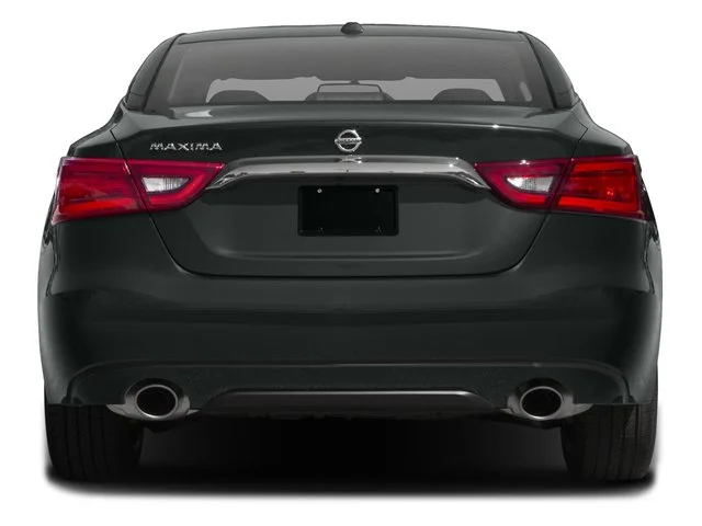 Used 2016 Brilliant Silver Nissan 3.5 S image 9