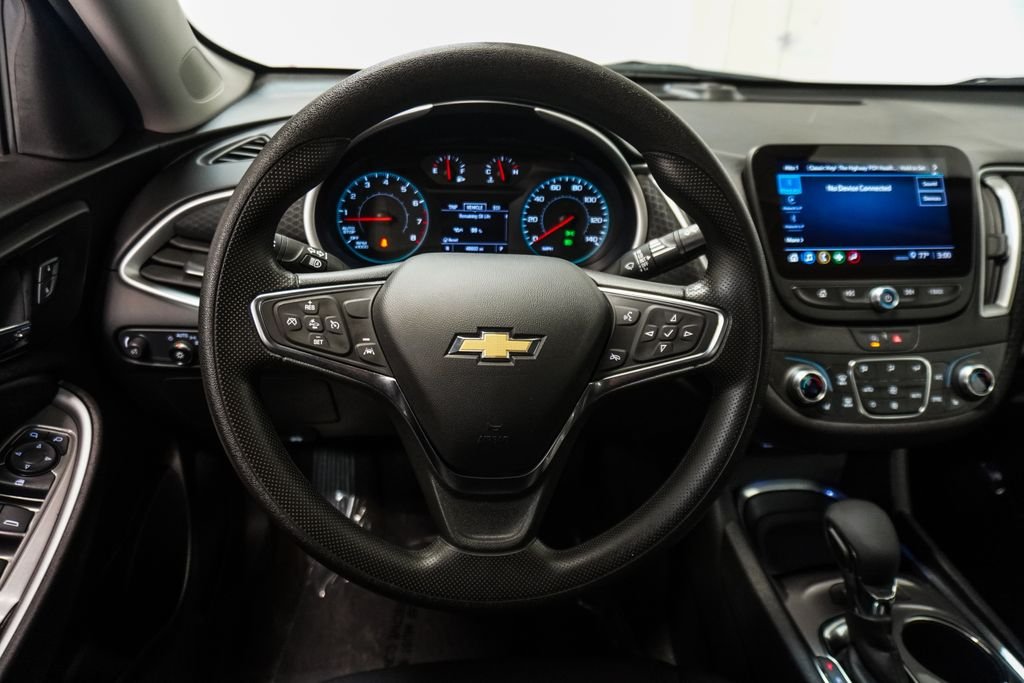Used 2025 Gray Chevrolet LT image 12