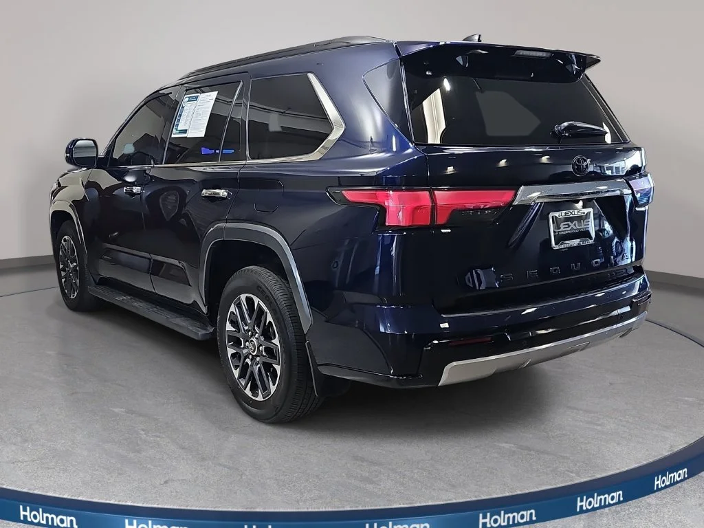 Used 2023  Toyota Limited image 8