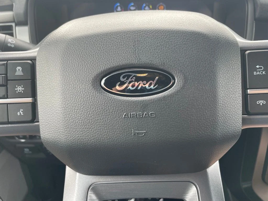 New 2026 Carbonized Gray Metallic Ford Lariat® image 17