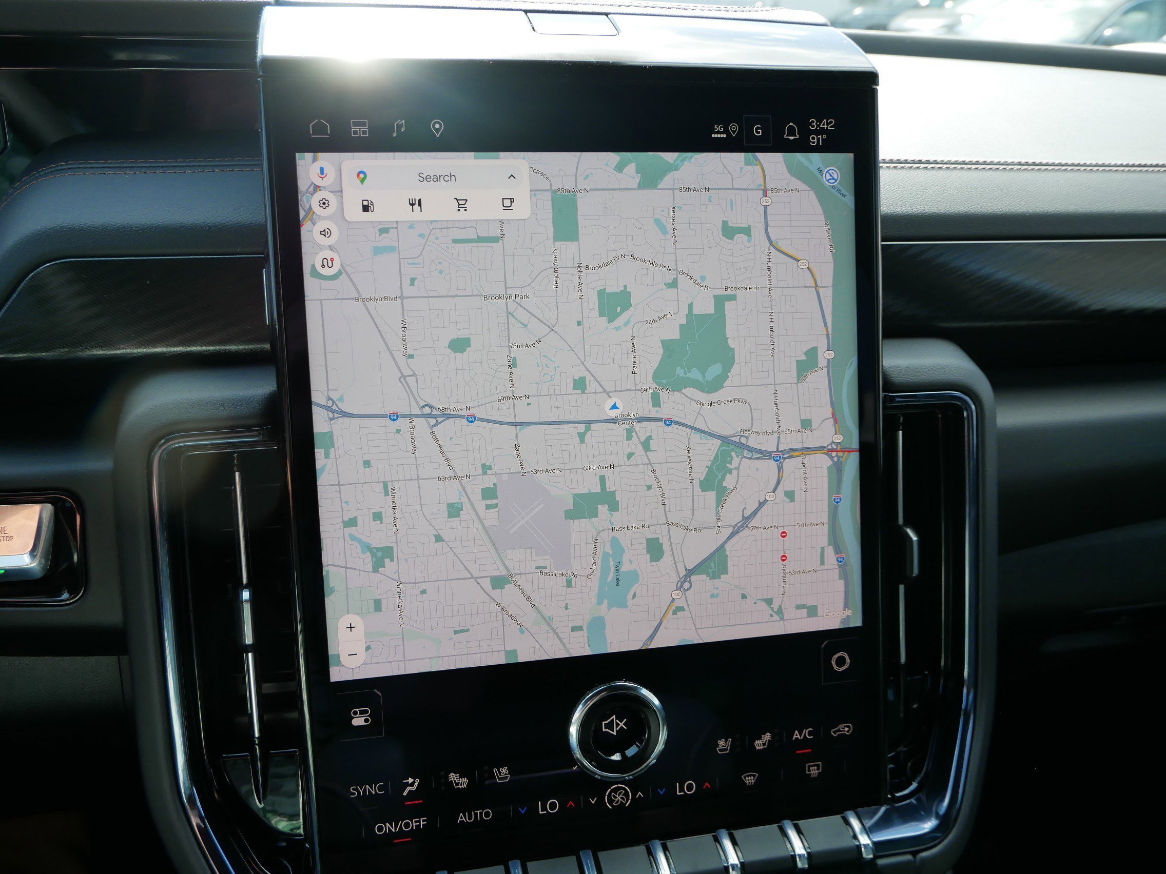2026 GMC Yukon XL AT4 - Photo 7