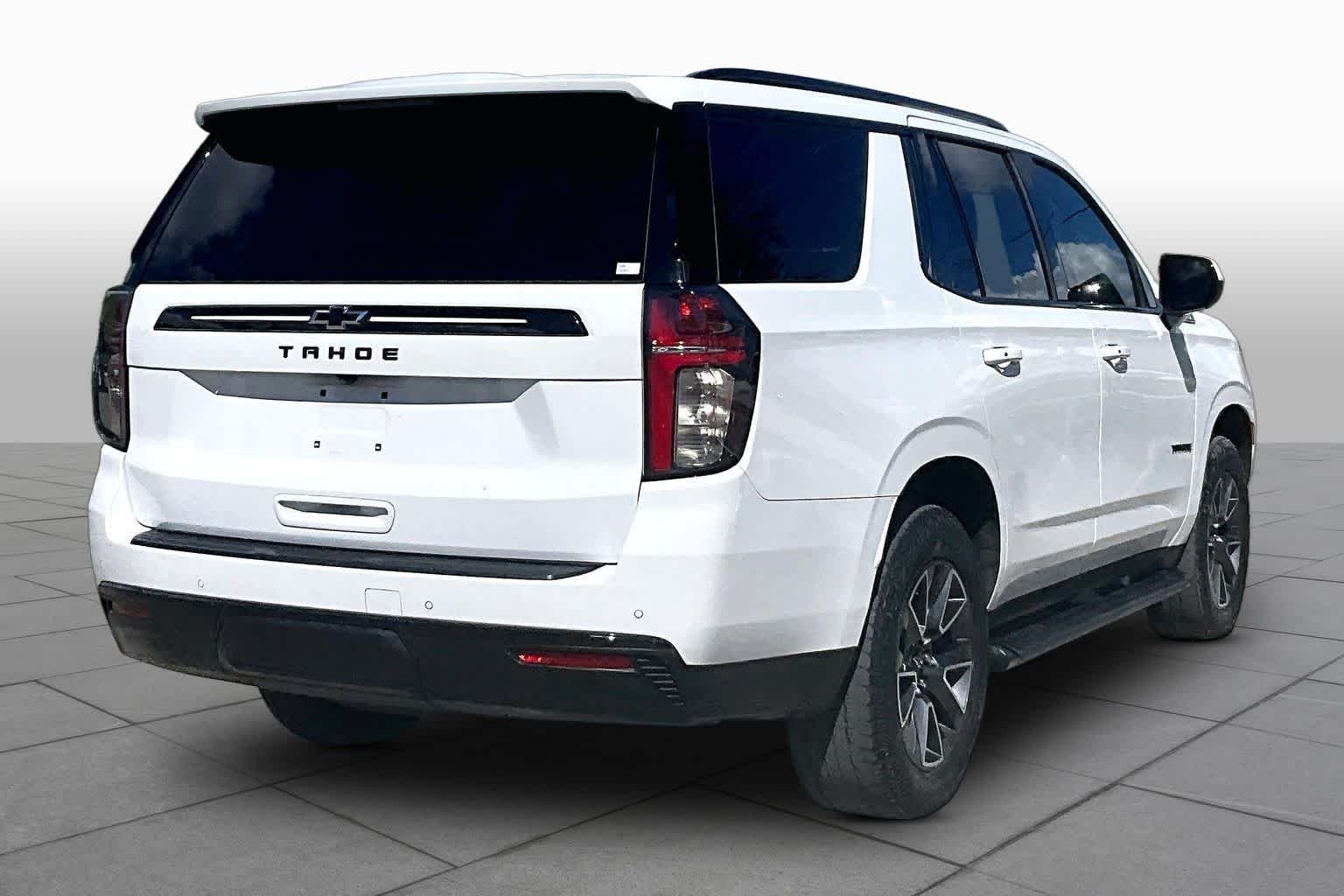 Used 2023 Summit White Chevrolet Z71 image 13