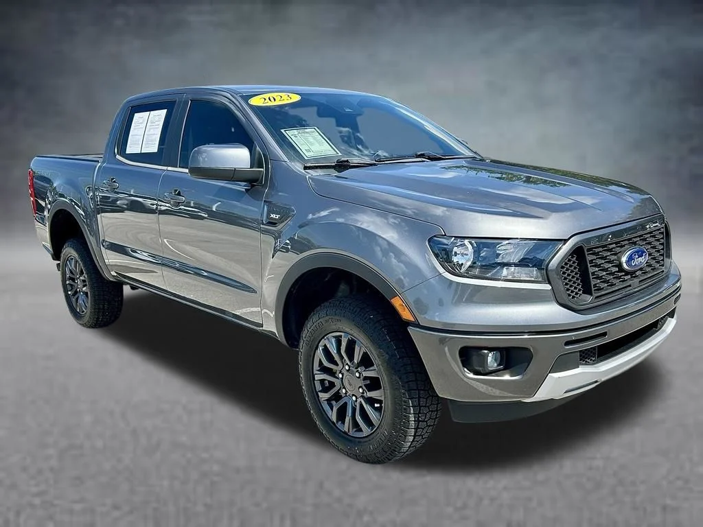 Used 2023 Gray Metallic Ford XLT image 3