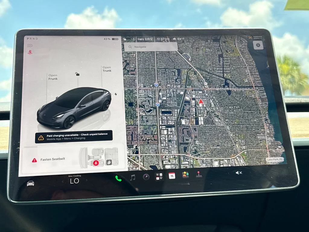 Used 2022  Tesla Long Range image 20