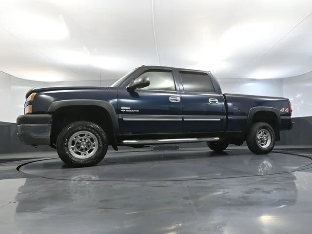 Used 2005 Blue Chevrolet LS image 50