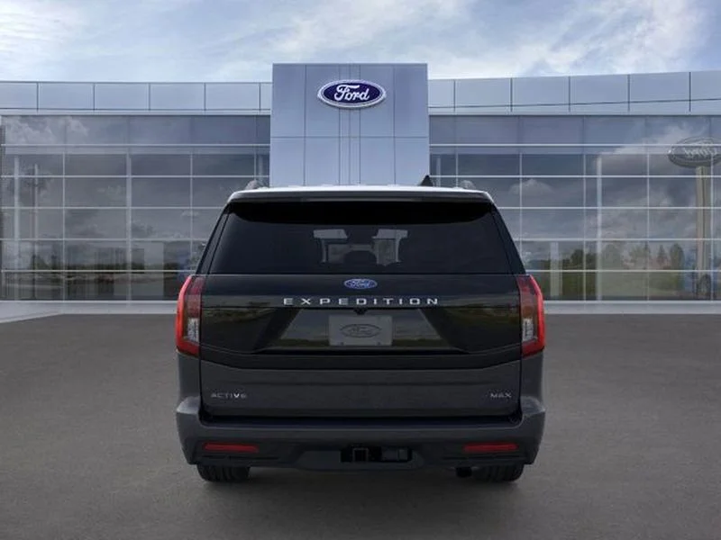 New 2026 Dark Matter Gray Metallic Ford MAX Active image 5