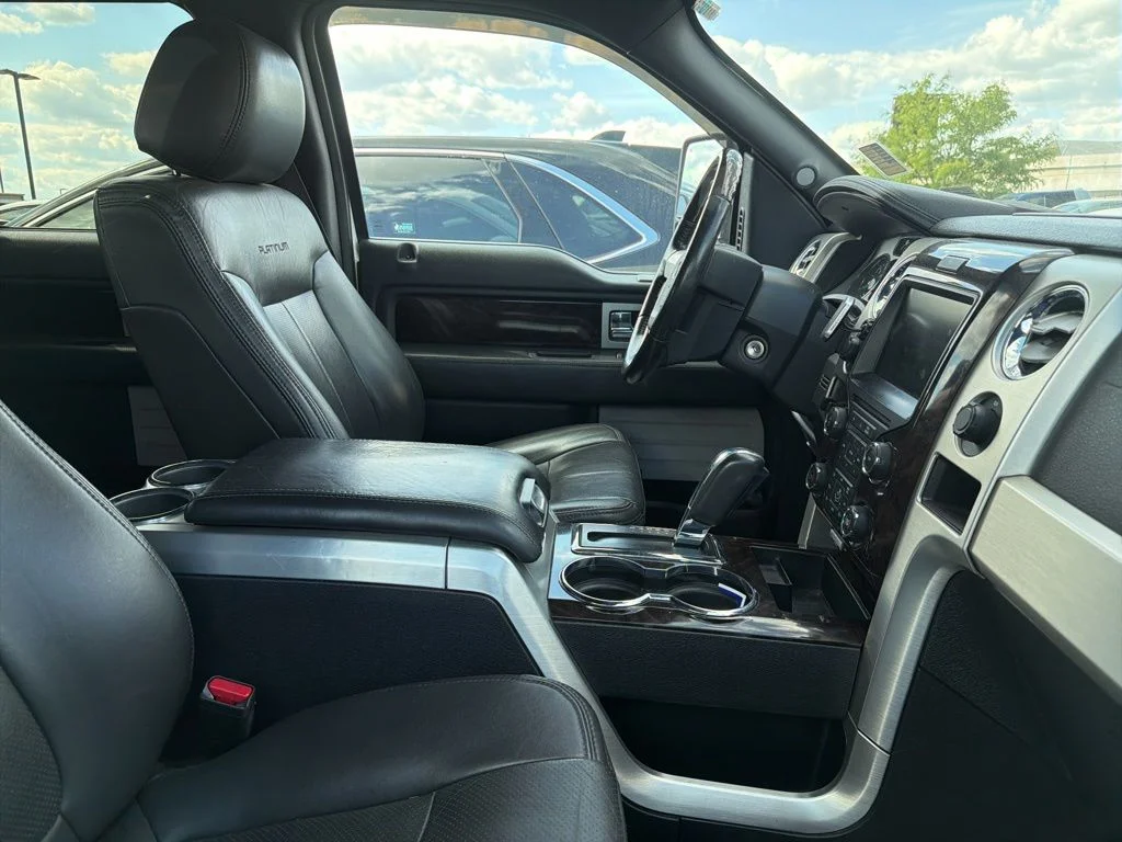 Used 2013 White Ford Platinum image 21