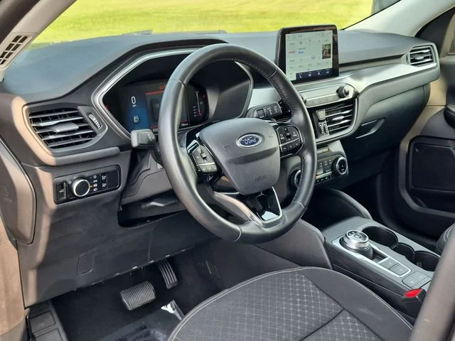 Used 2024 Gray Ford Active image 20