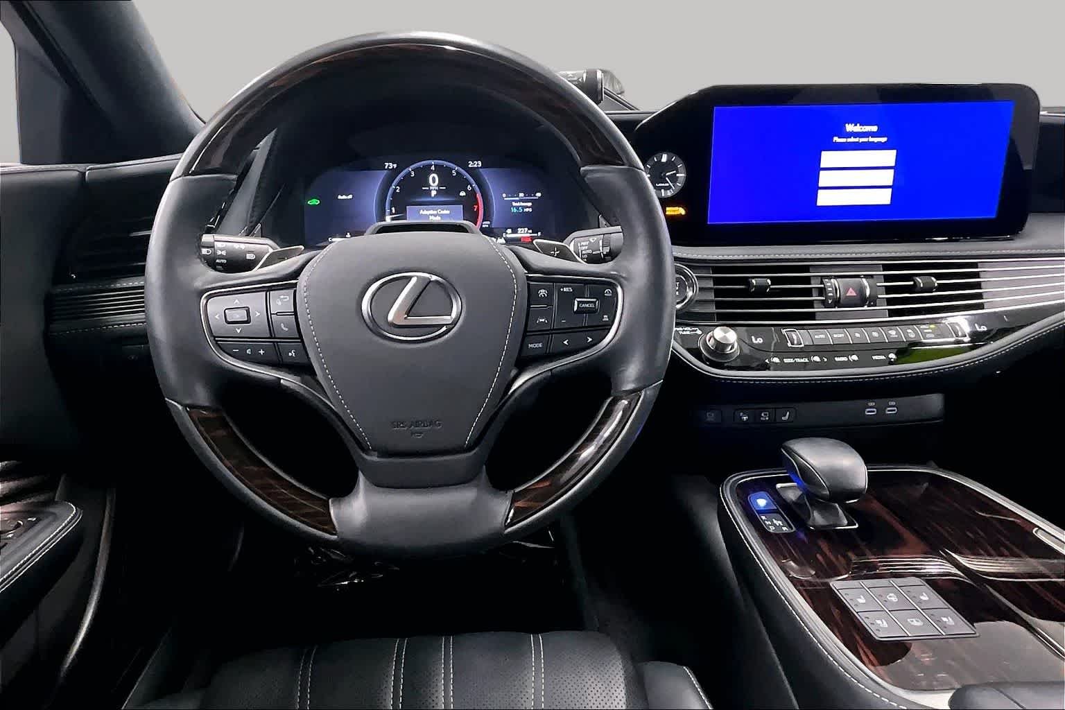 Used 2024 Eminent White Pearl Lexus  image 6