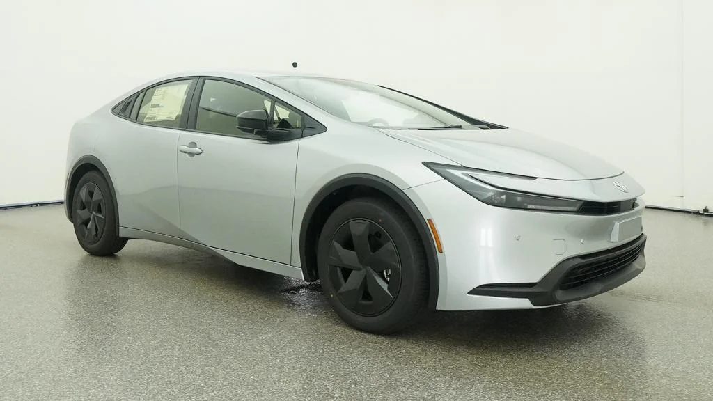 New 2027 Cutting Edge Toyota LE image 20