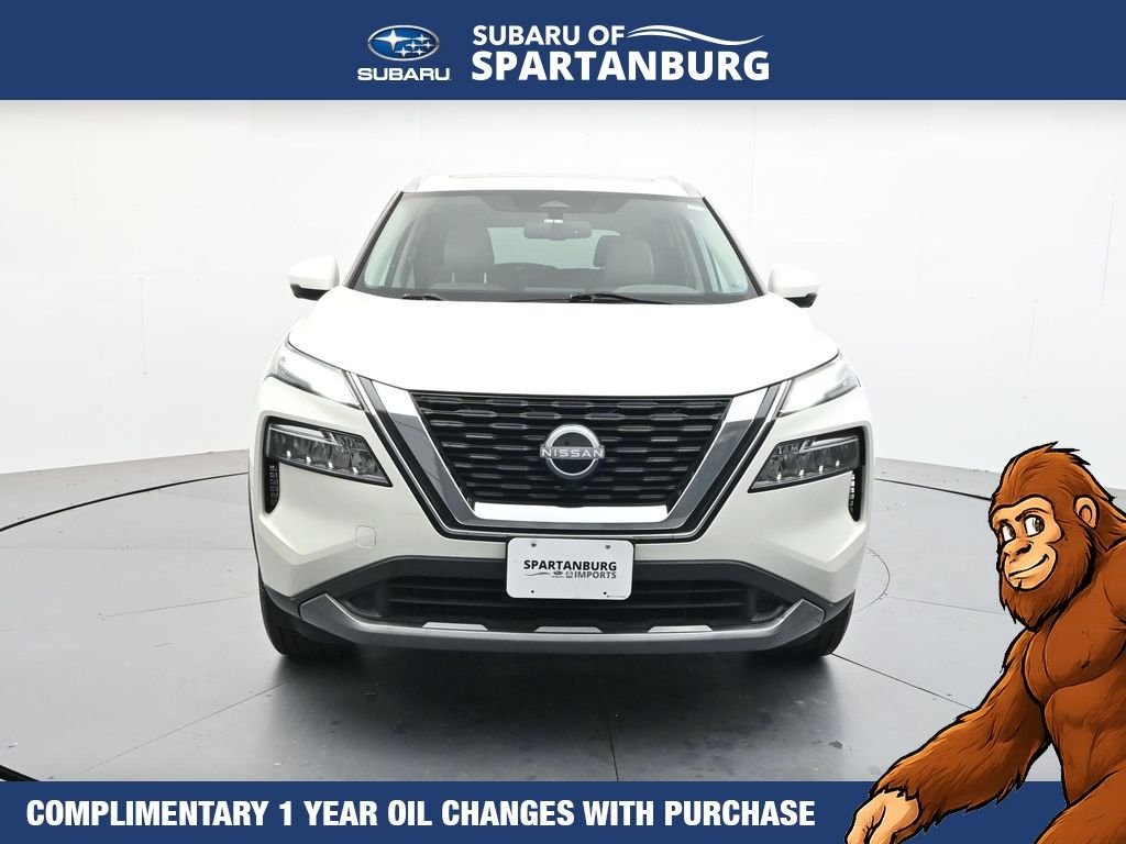 Used 2023 Pearl White Nissan SL image 1