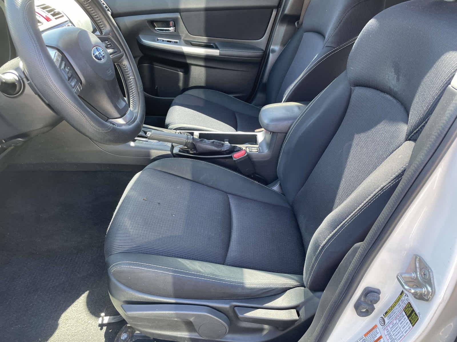 Used 2016 Whi/white Subaru 2.0i Sport Premium image 19