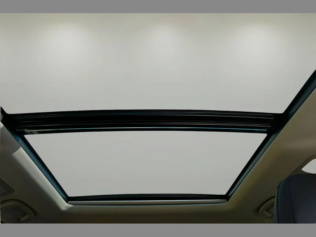 Used 2021 Ice Silver Metallic Subaru Touring image 15