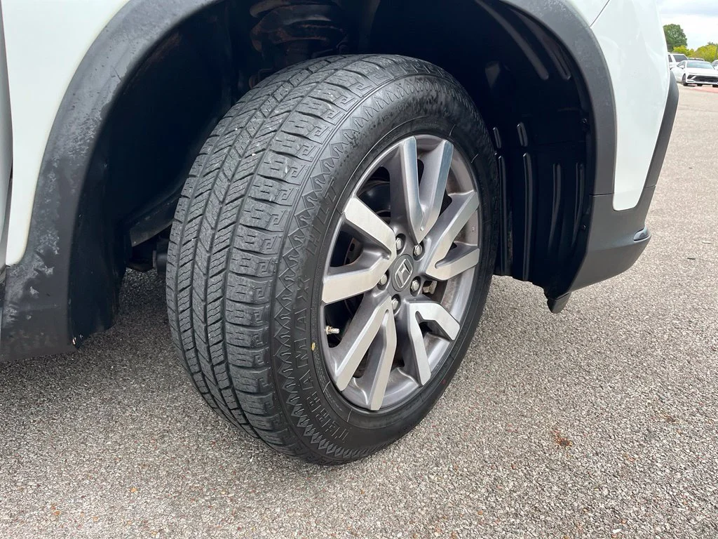 Used 2020 White Honda EX-L image 9