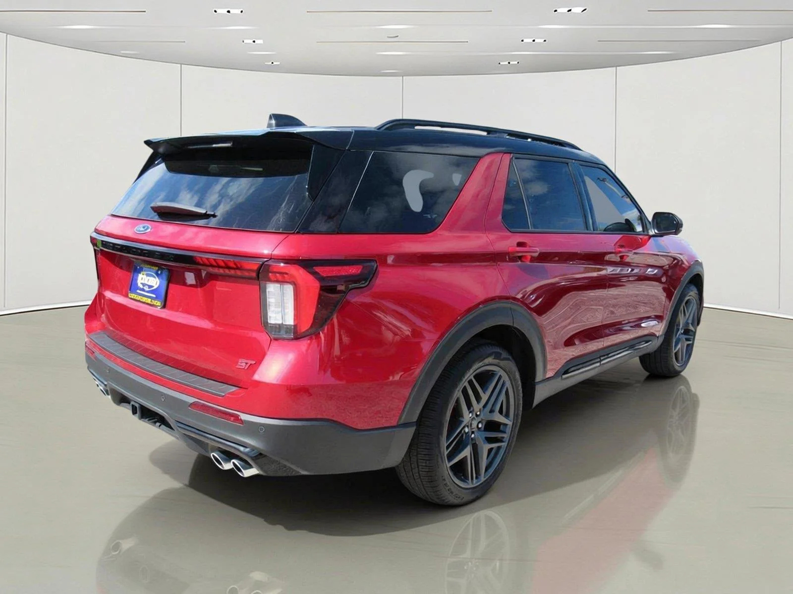 2025 Ford Explorer ST - Photo 7