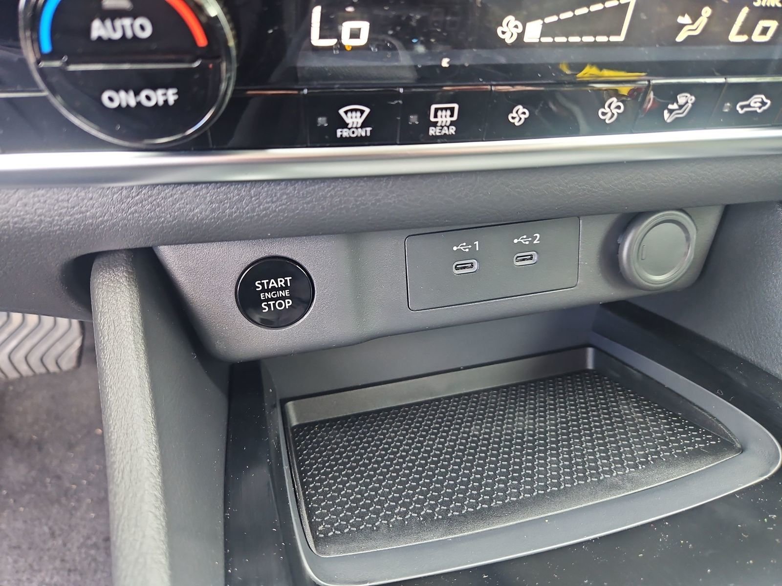 New 2026 Nissan Rogue SV 4D Sport Utility