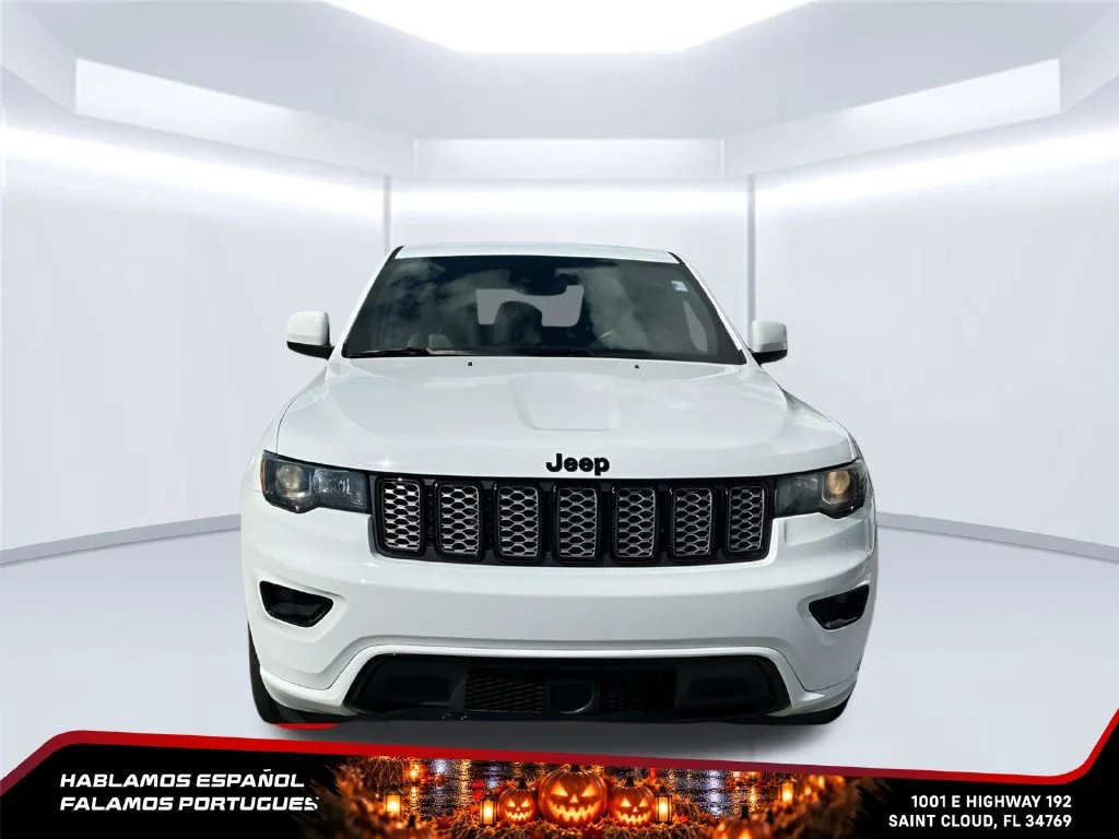 Used 2021 White Jeep Laredo X 4x2 image 11