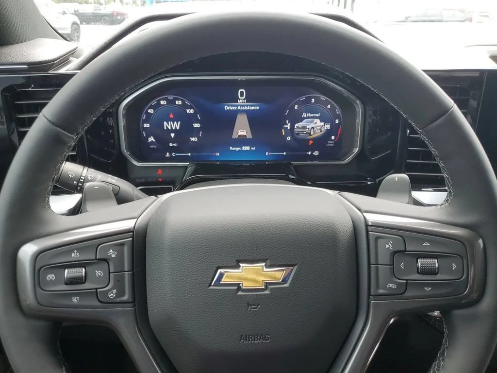 New 2026 Polar White Tricoat Chevrolet High Country image 17