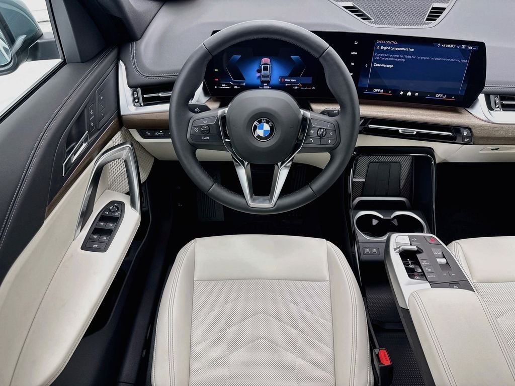 New 2026 Green Metallic BMW xDrive28i image 10