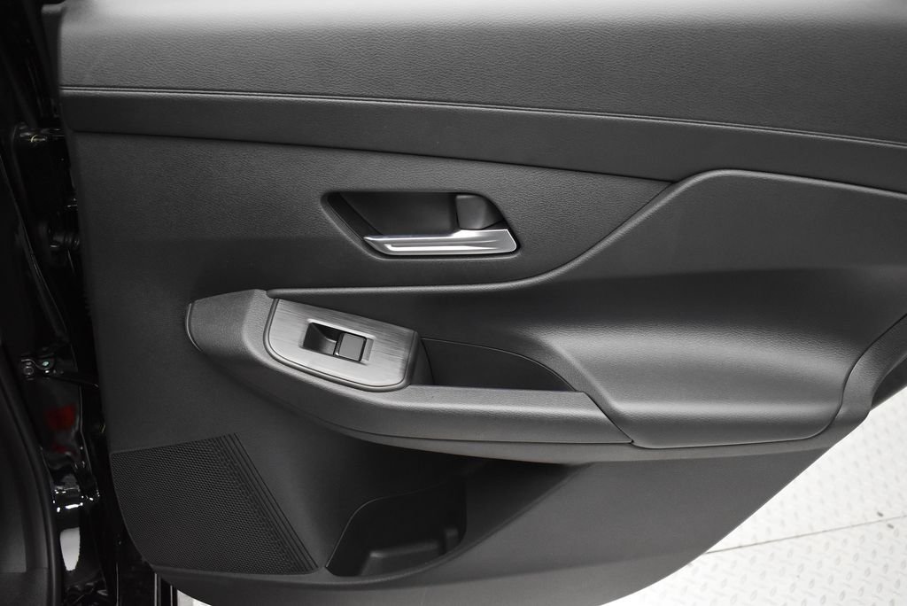 2026 Nissan Sentra SR - Photo 28
