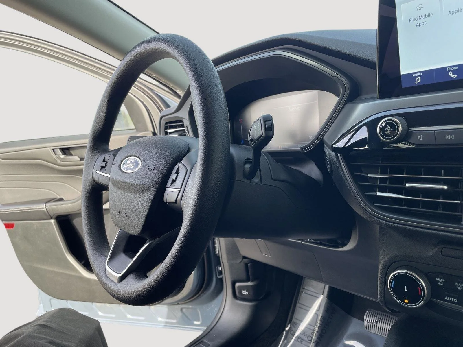 Used 2025 Vapor Blue Ford Active image 27