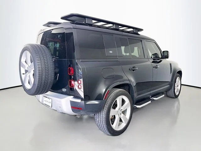 Certified Used 2023 Black Land Rover SE image 5