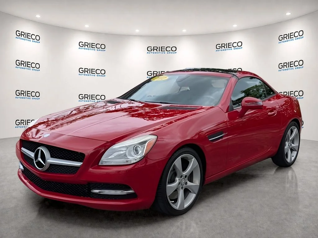 Used 2012 Red Mercedes-Benz SLK 350 image 3