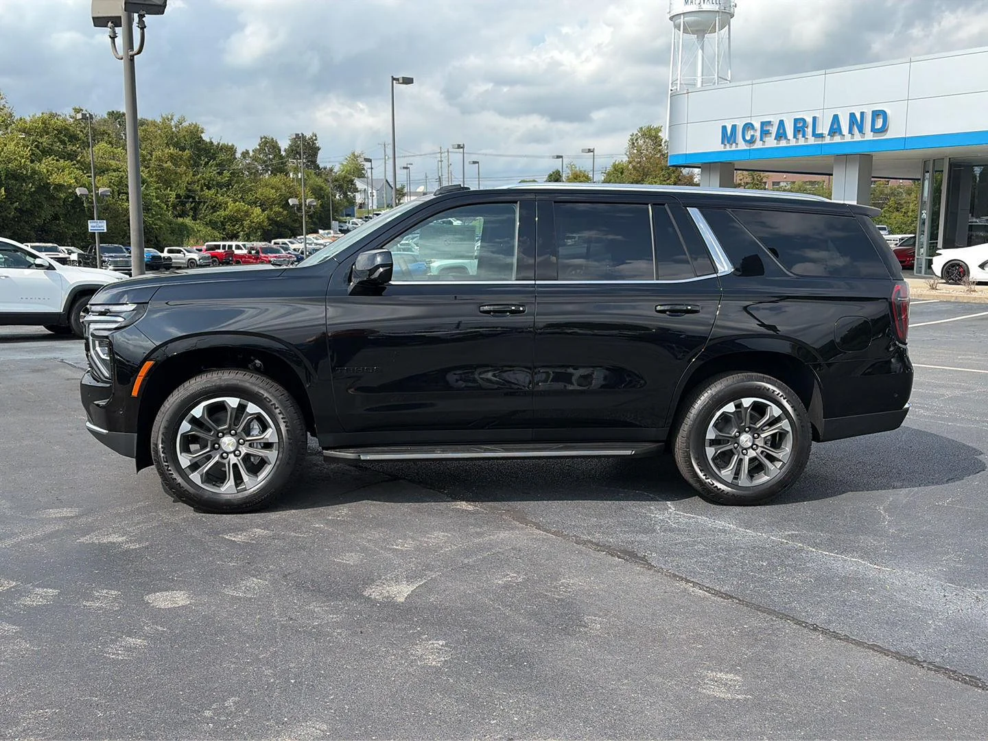 2026 Chevrolet Tahoe LS - Photo 2