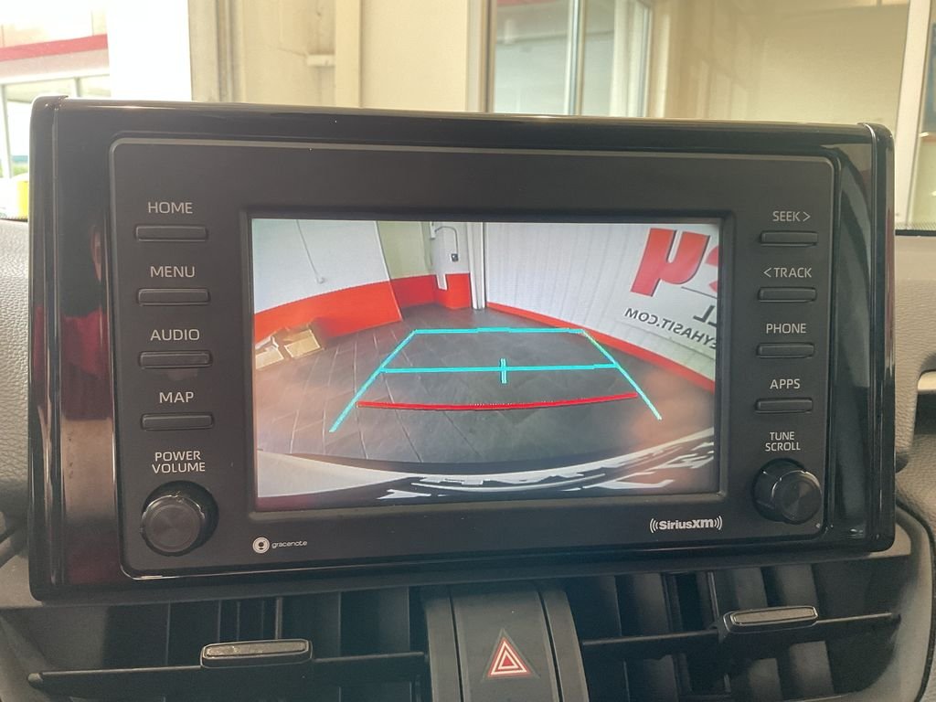 Used 2021 White Toyota XLE image 25