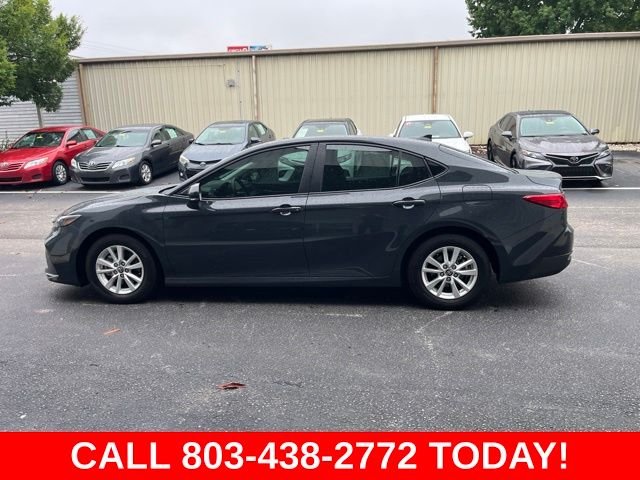 Used 2025  Toyota LE image 36