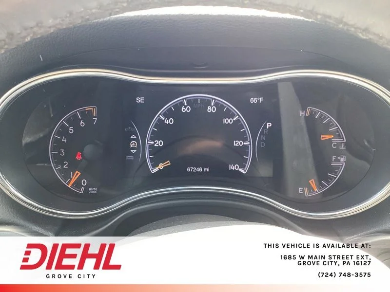 Used 2021 Gray Jeep Limited image 22