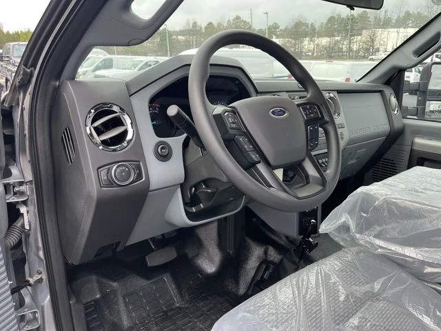 New 2026 Silver Ford Base image 11