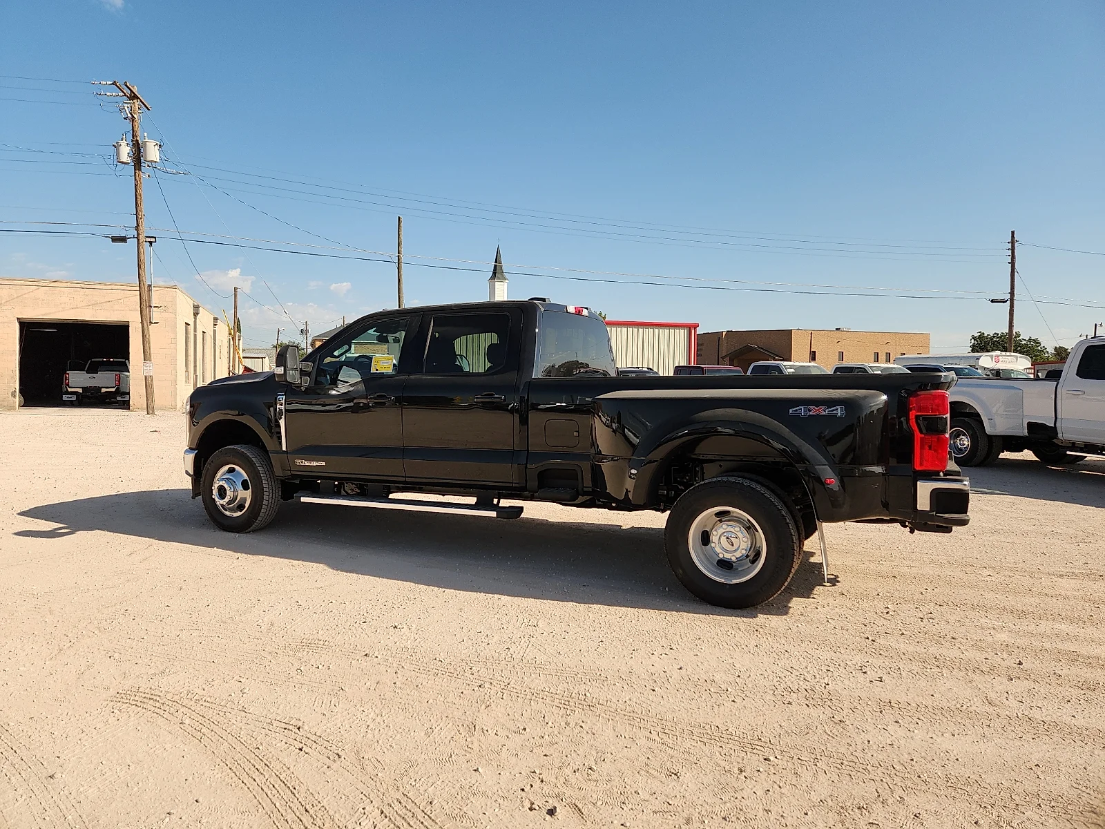 New 2026 Agate Black Metallic Ford Lariat image 4