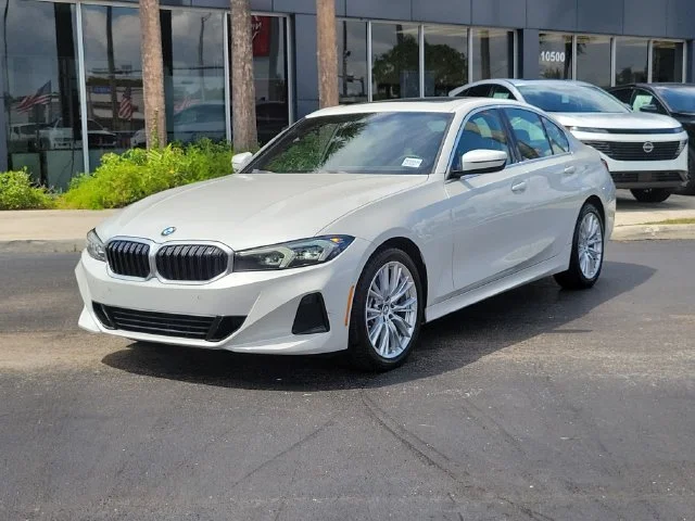 Used 2024 White BMW 330i image 32