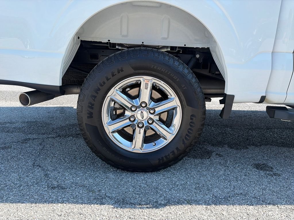 Used 2025 White Ford XLT image 45