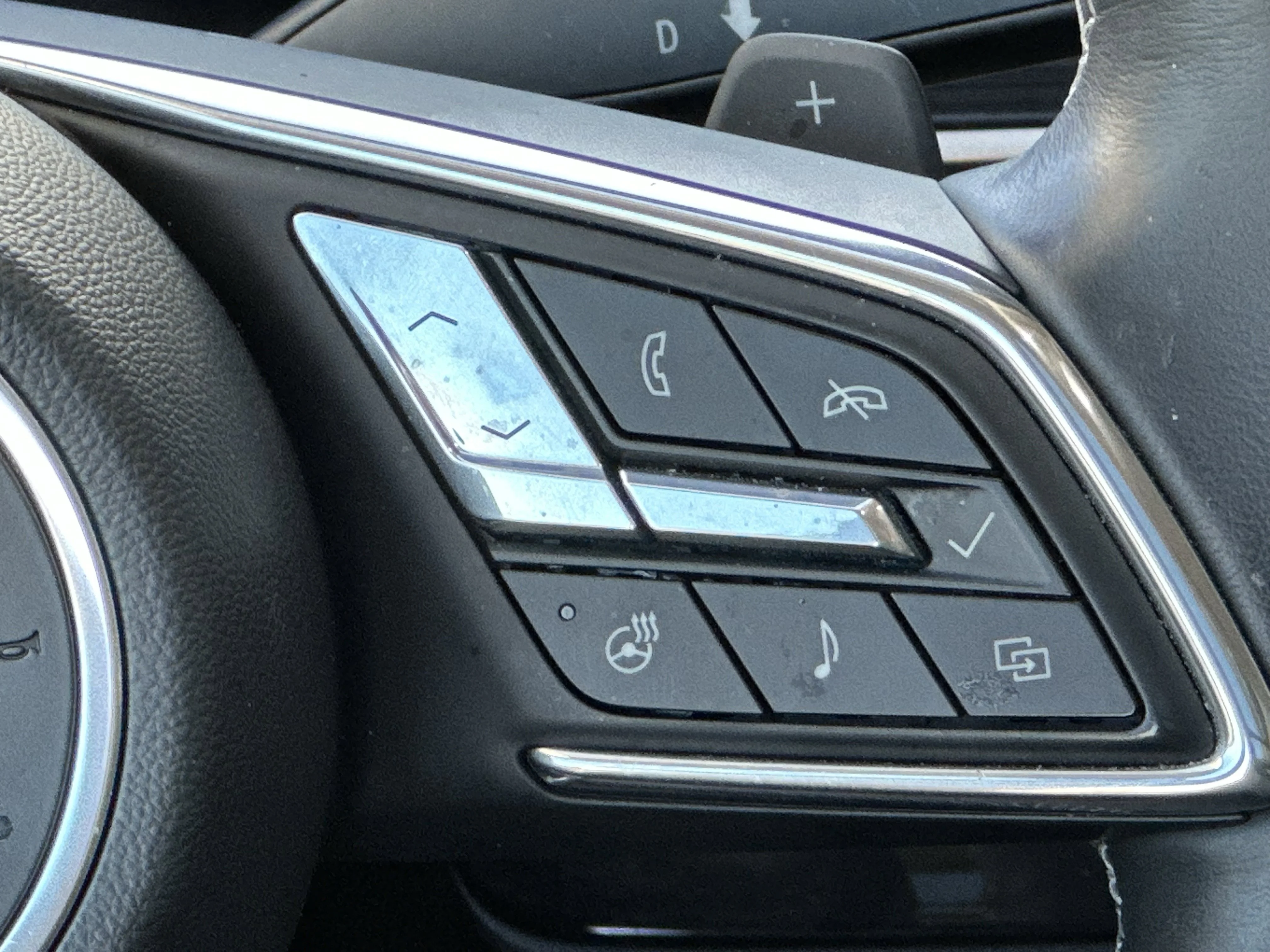 Certified Used 2024 Black Buick Avenir image 14